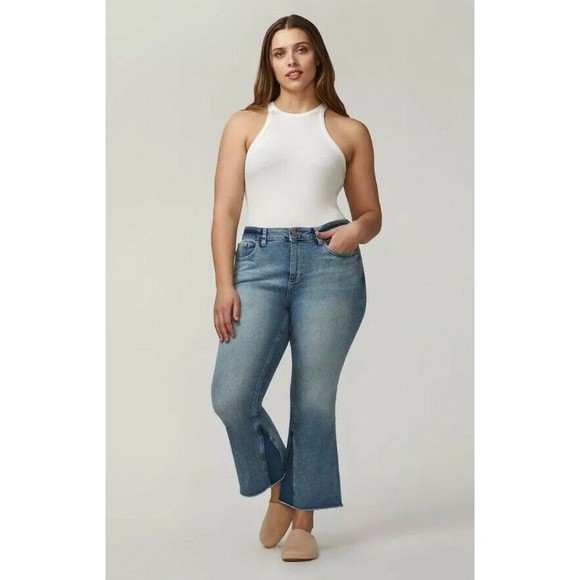 DL1961 Women Bridget Dark Sea View Boot Cut High Rise Instasculpt Crop Jeans 20W